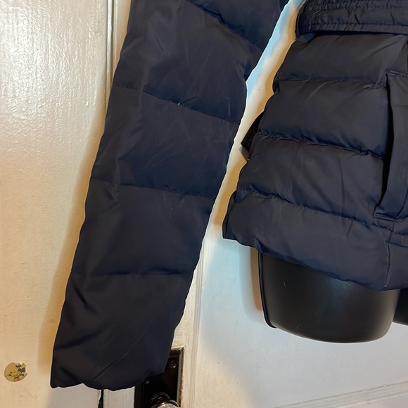 Abercrombie & Fitch Navy Blue Belted Hooded Down Puffer Jacket Size L - Picture 6 of 16